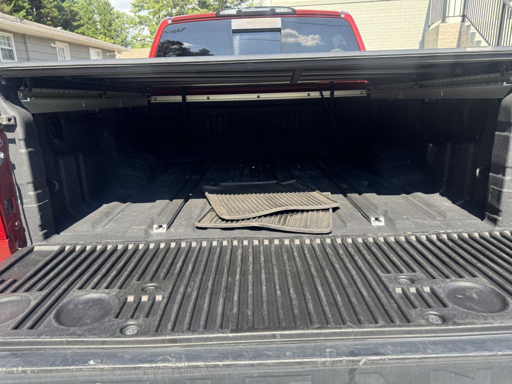 2018 Nissan Titan Image 5