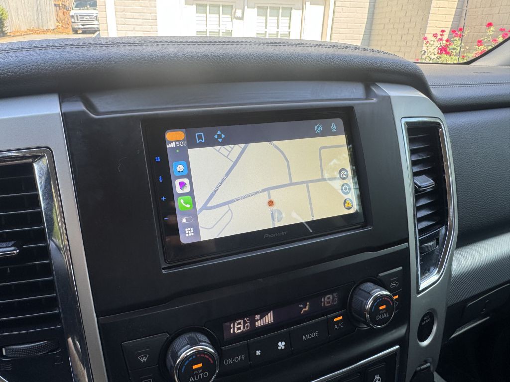 2018 Nissan Titan Image 14