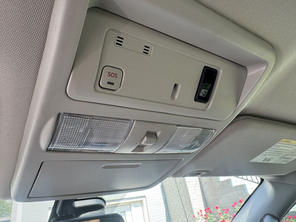 2018 Nissan Titan Image 21