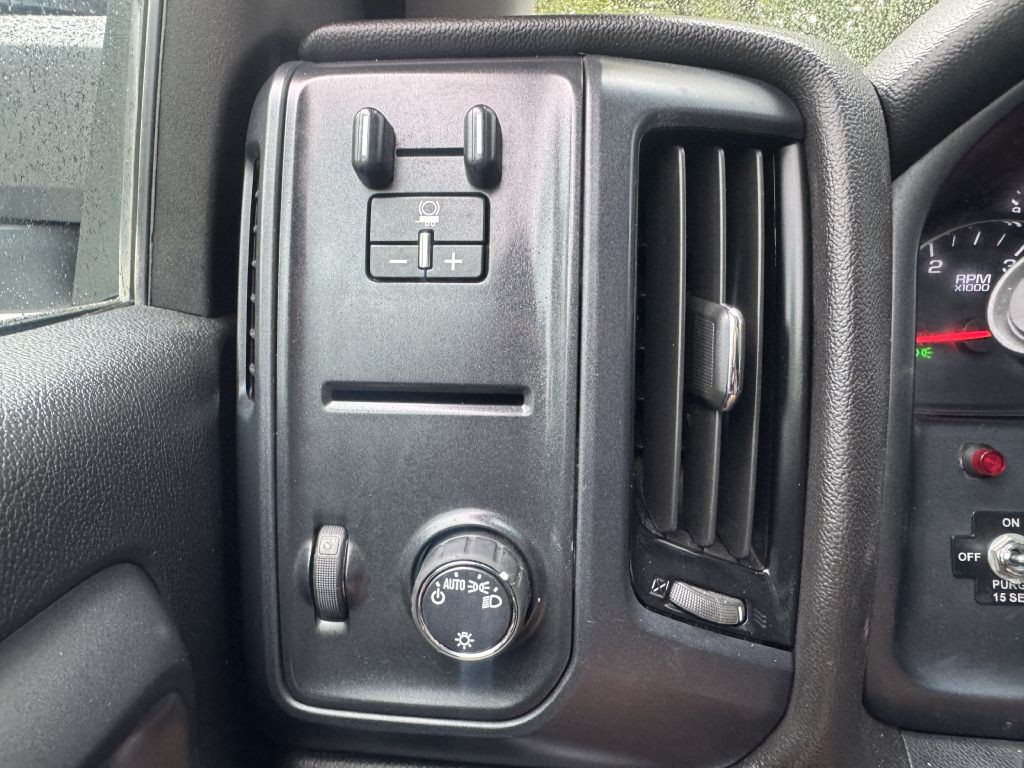 2019 Chevrolet Silverado 1500 Image 13