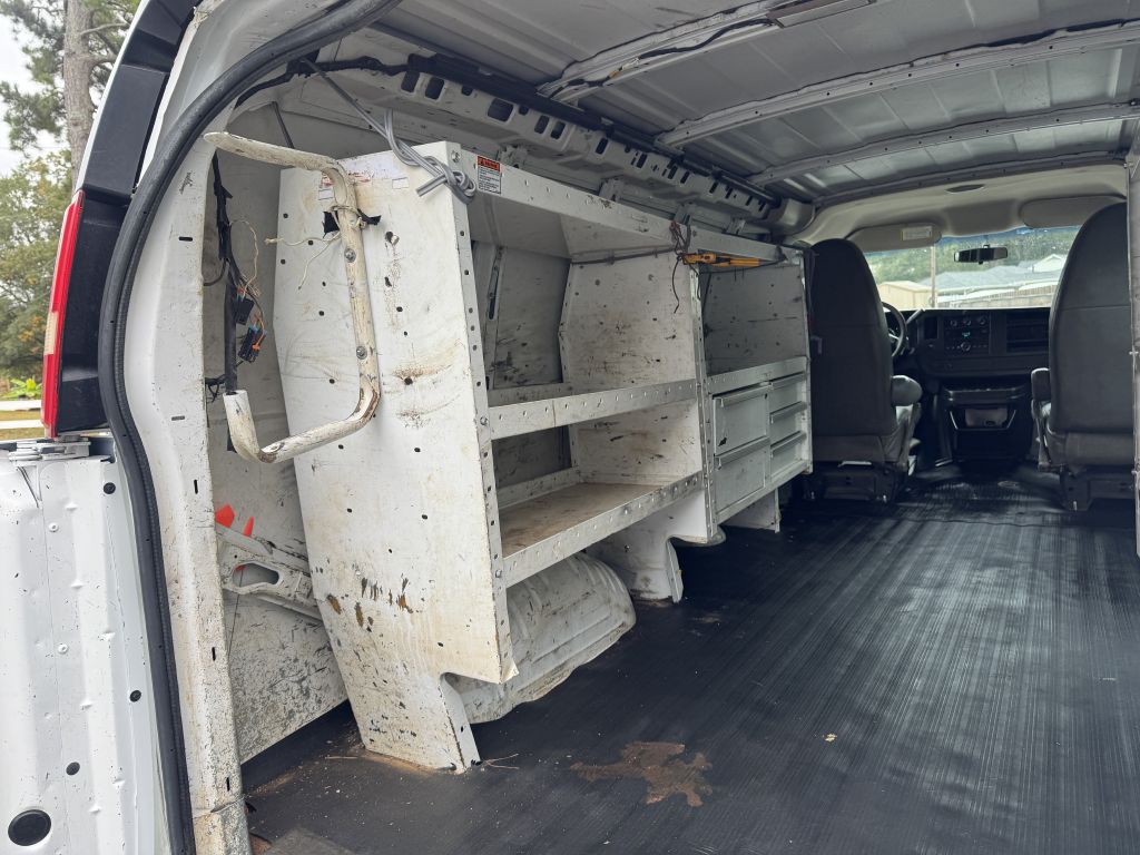 2014 Chevrolet Express Image 7