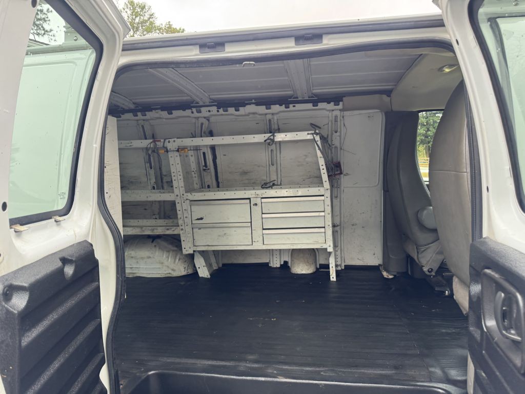 2014 Chevrolet Express Image 8