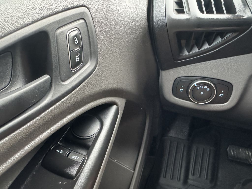 2020 Ford Transit Connect Image 19