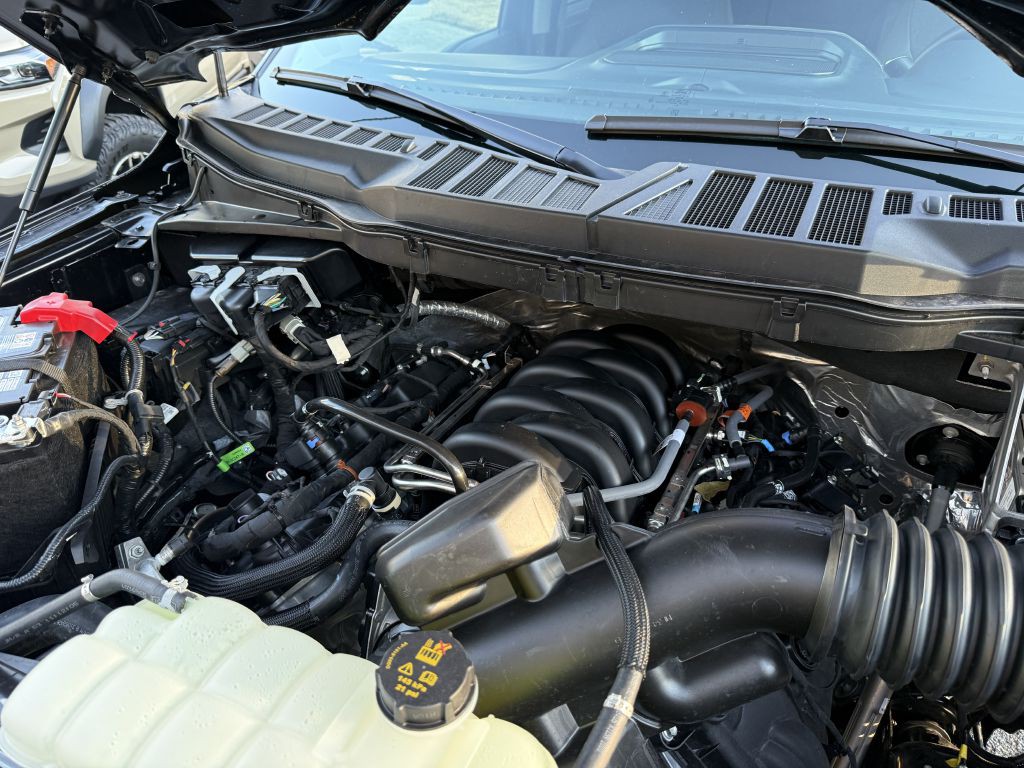 2025 Ford F-150 Image 24