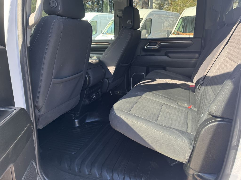 2024 Chevrolet Silverado 1500 Image 8