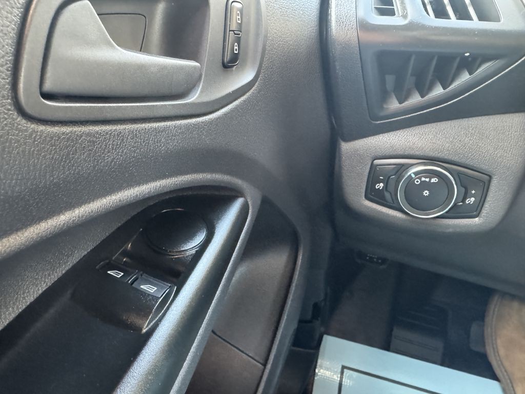 2018 Ford Transit Connect Image 12