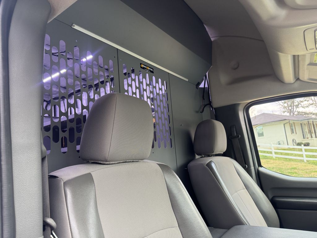 2017 Nissan NV Image 10