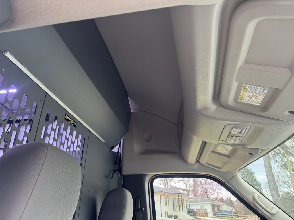 2017 Nissan NV Image 11