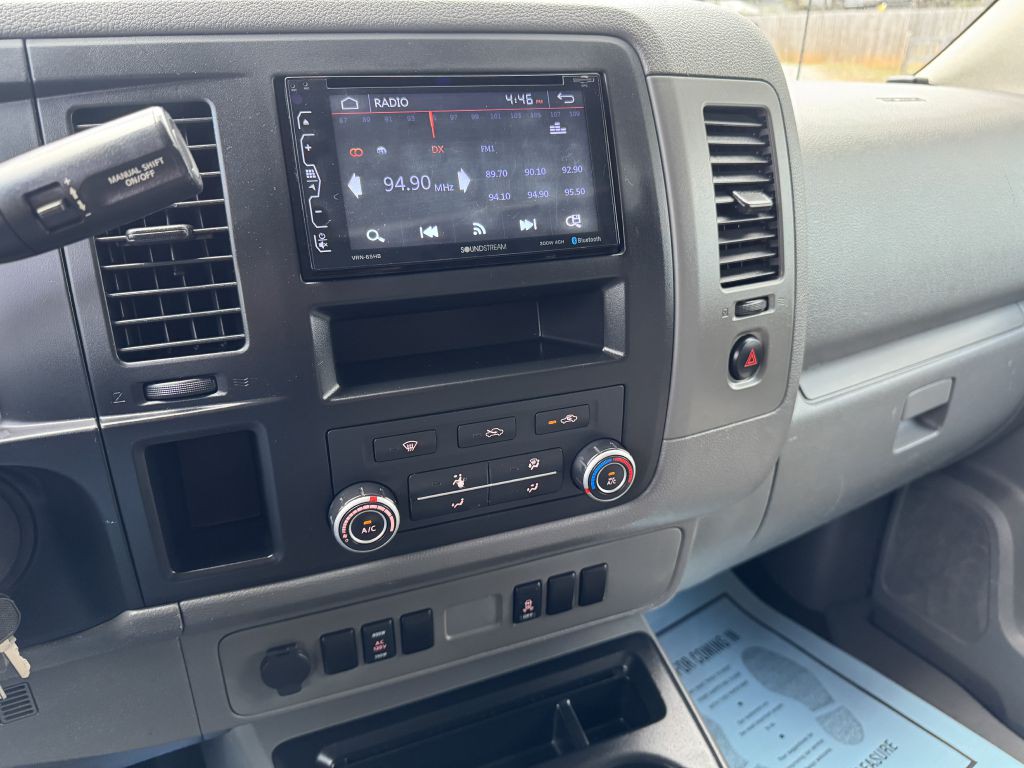 2017 Nissan NV Image 13