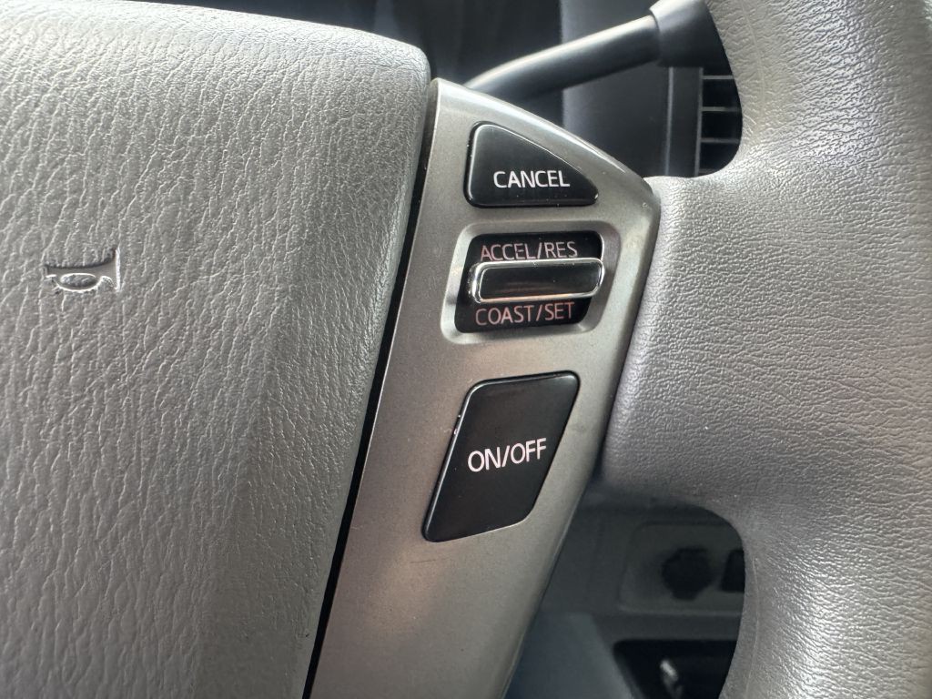 2017 Nissan NV Image 17