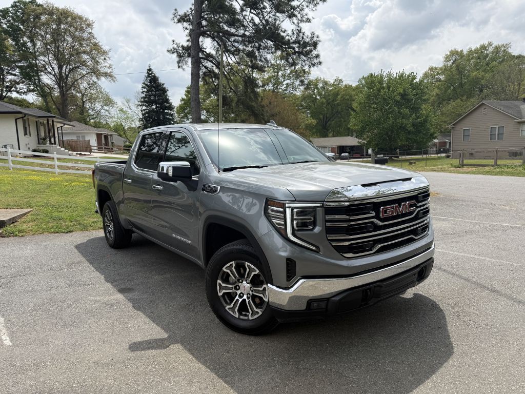 2026 GMC Sierra Image 2