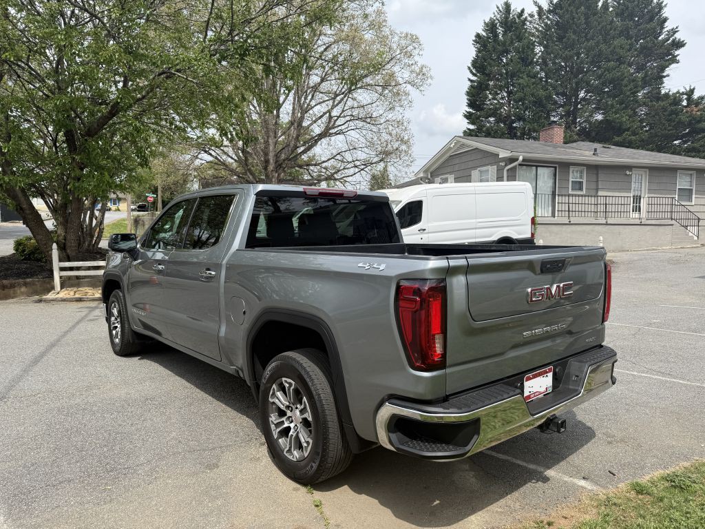 2026 GMC Sierra Image 4