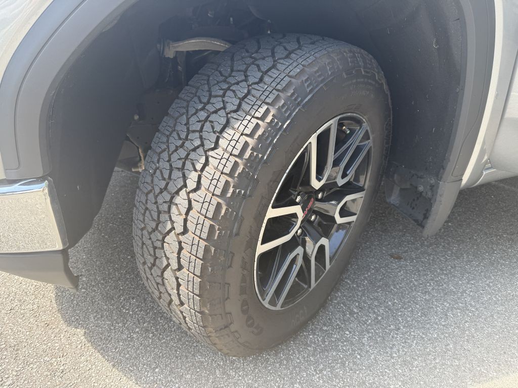 2026 GMC Sierra Image 5