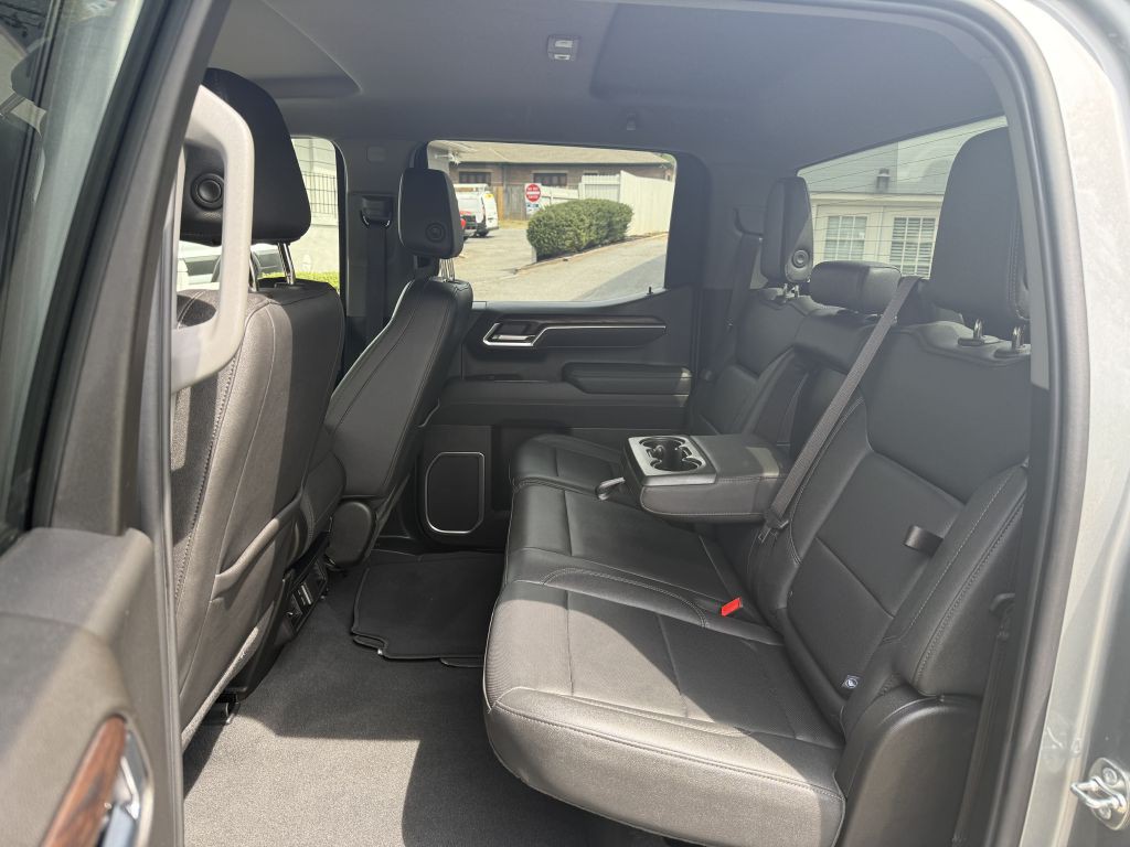 2026 GMC Sierra Image 7