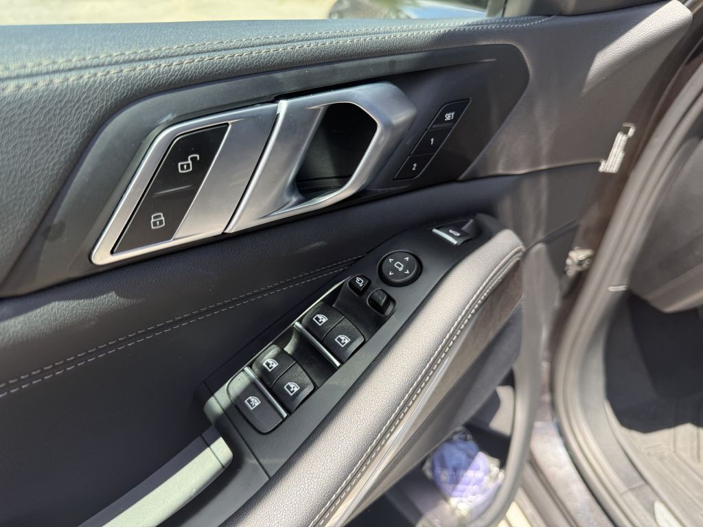 2023 BMW X5 Image 7