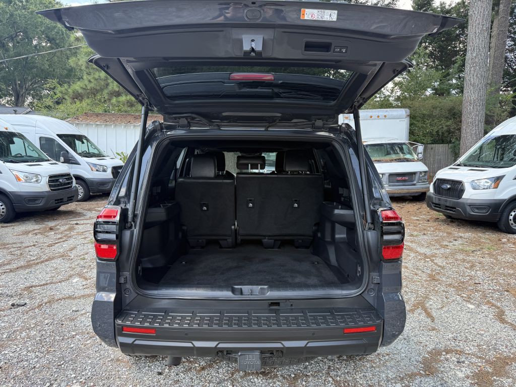2025 Toyota 4Runner Image 9