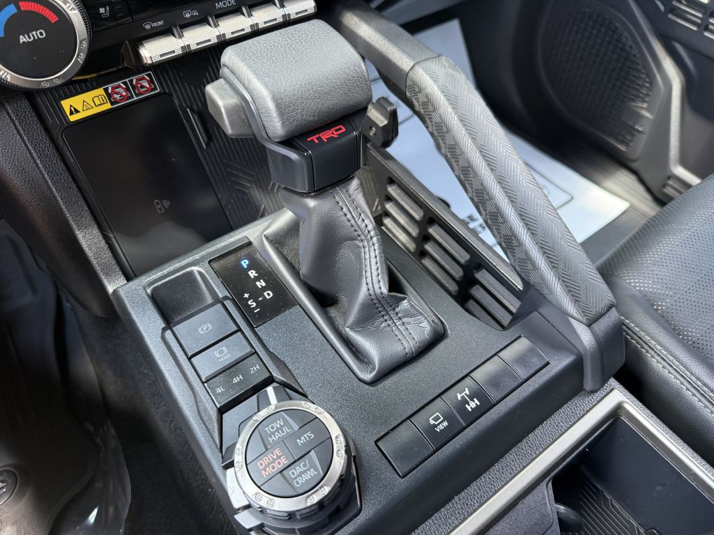 2025 Toyota 4Runner Image 17