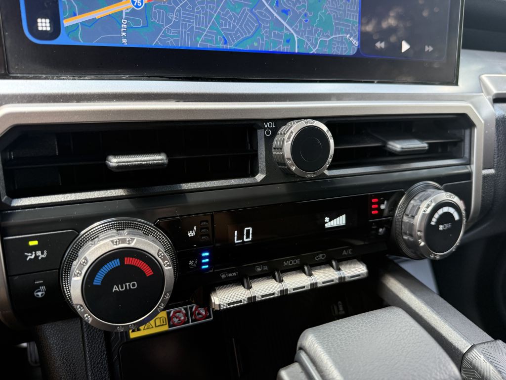 2025 Toyota 4Runner Image 18