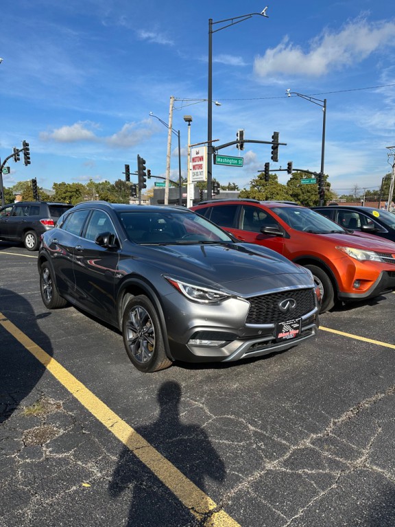 2018 INFINITI QX30 Image 6