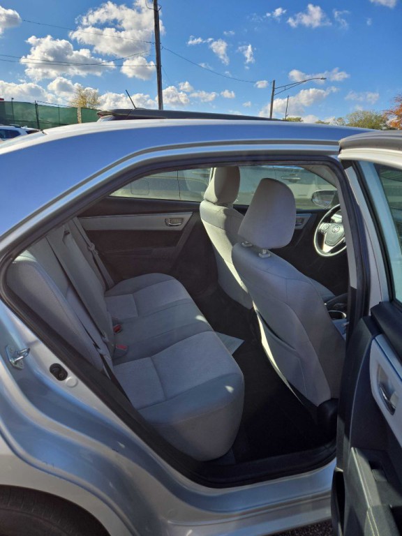 2015 Toyota Corolla Image 6