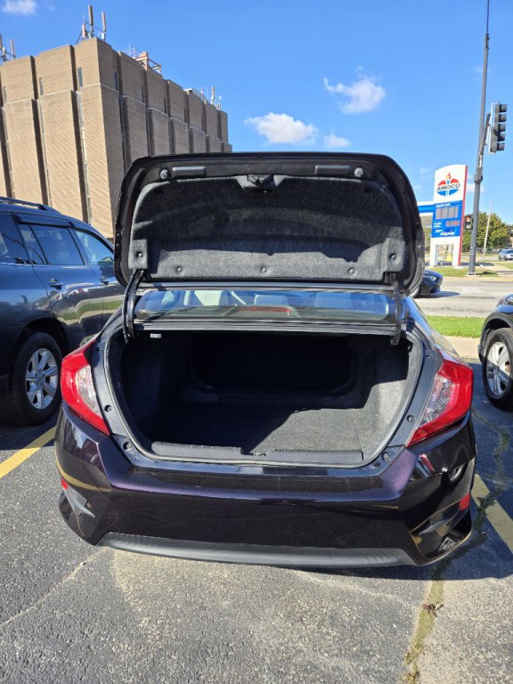 2018 Honda Civic Image 9