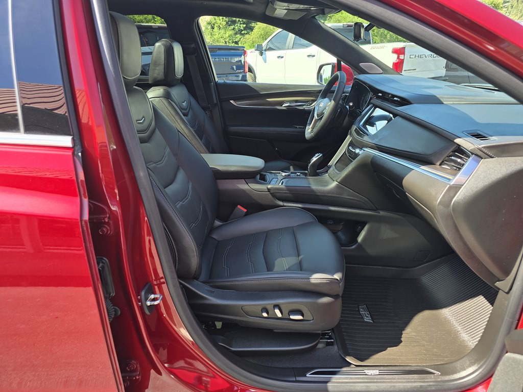 2023 Cadillac XT5 Image 7