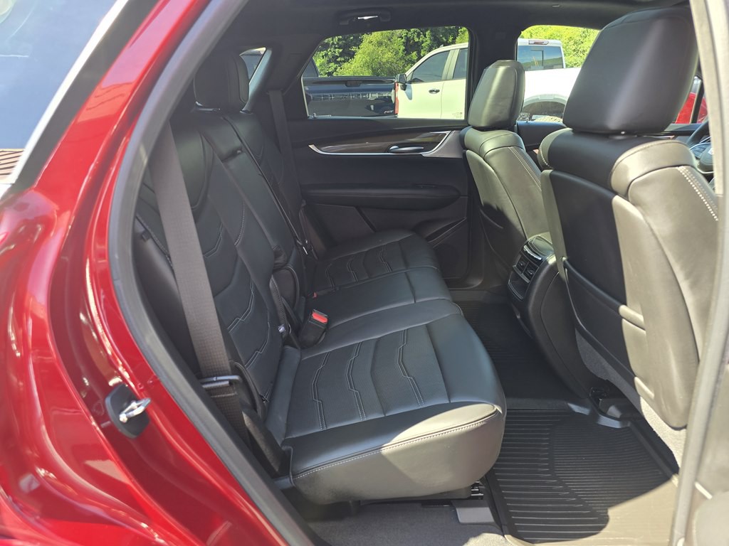 2023 Cadillac XT5 Image 8