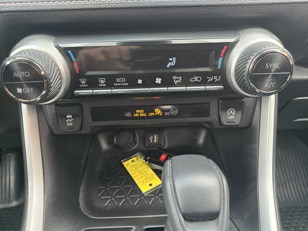 2023 Toyota Rav4 Image 15