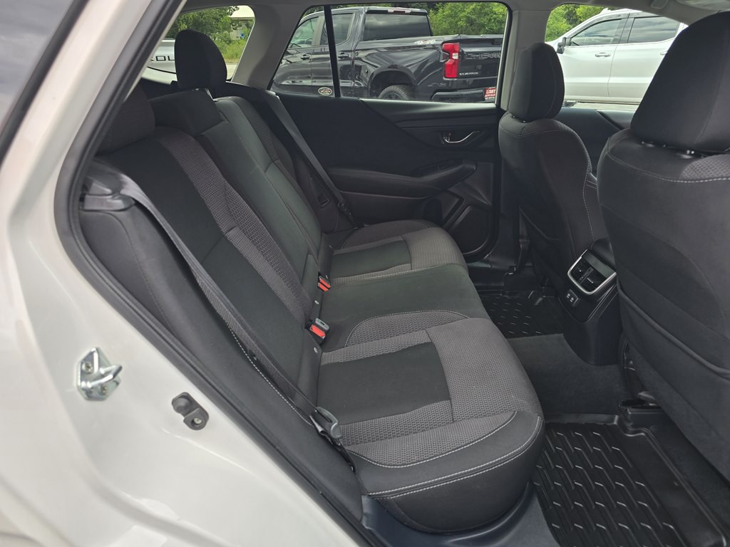 2022 Subaru Outback Image 8