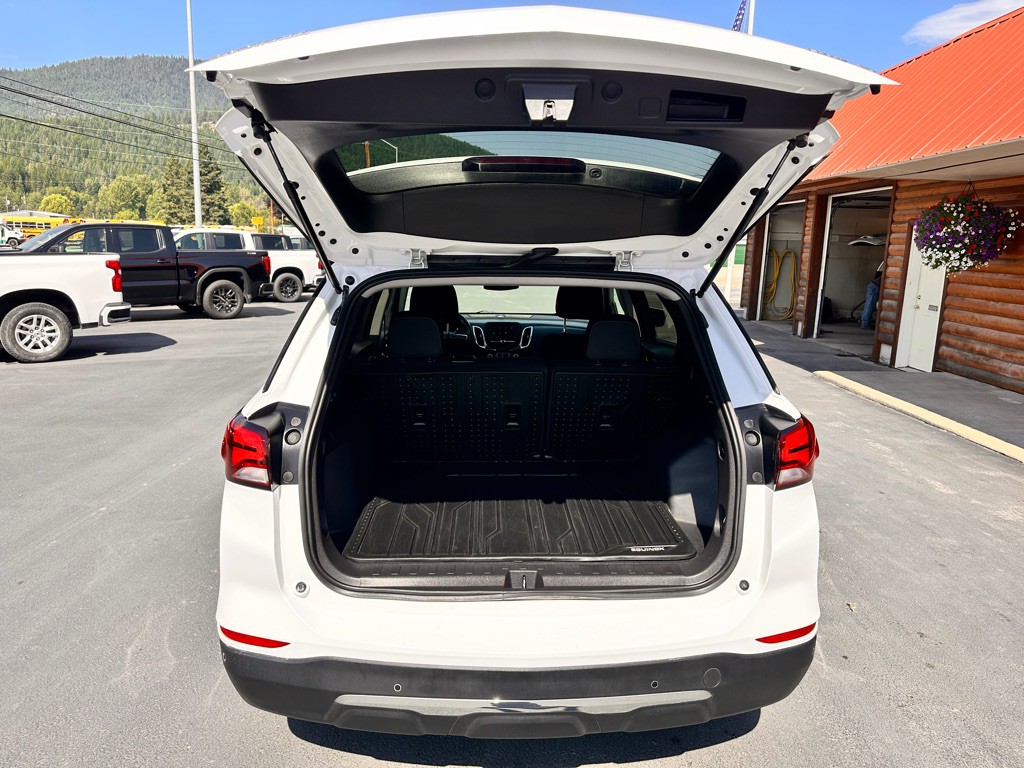 2023 Chevrolet Equinox Image 8