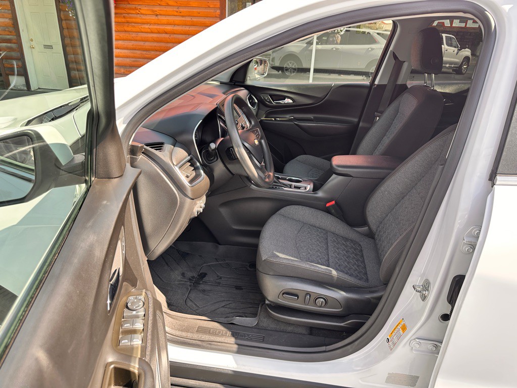 2023 Chevrolet Equinox Image 11