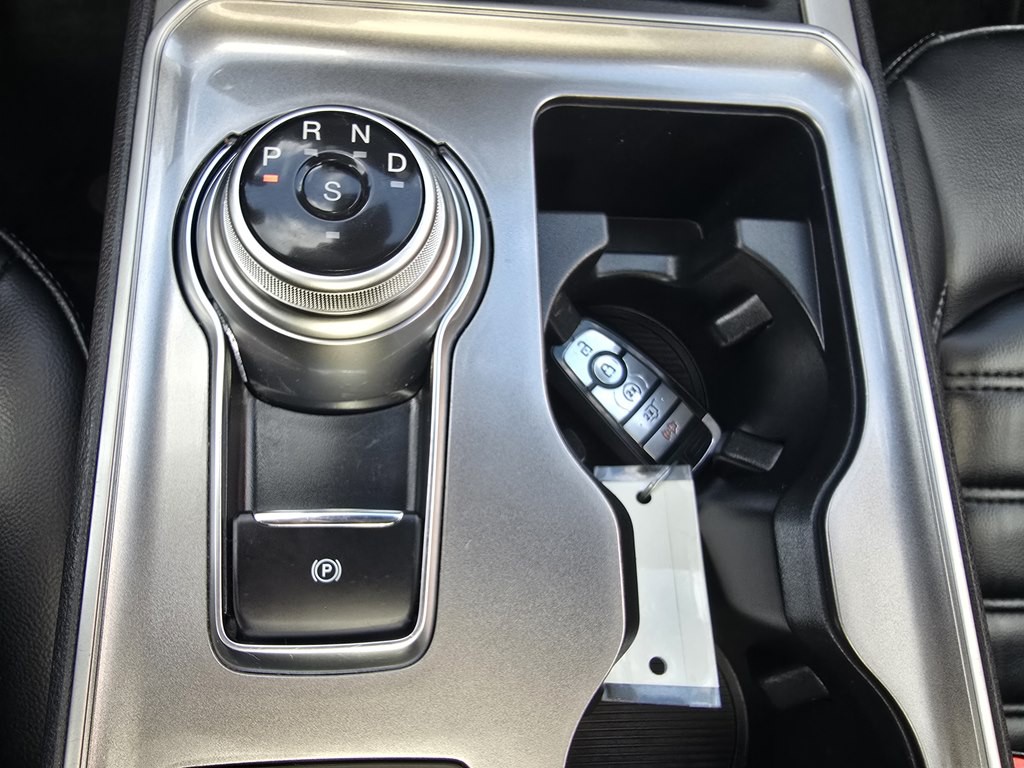 2024 Ford Edge Image 25