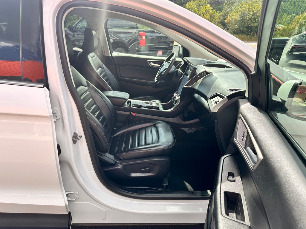 2024 Ford Edge Image 5