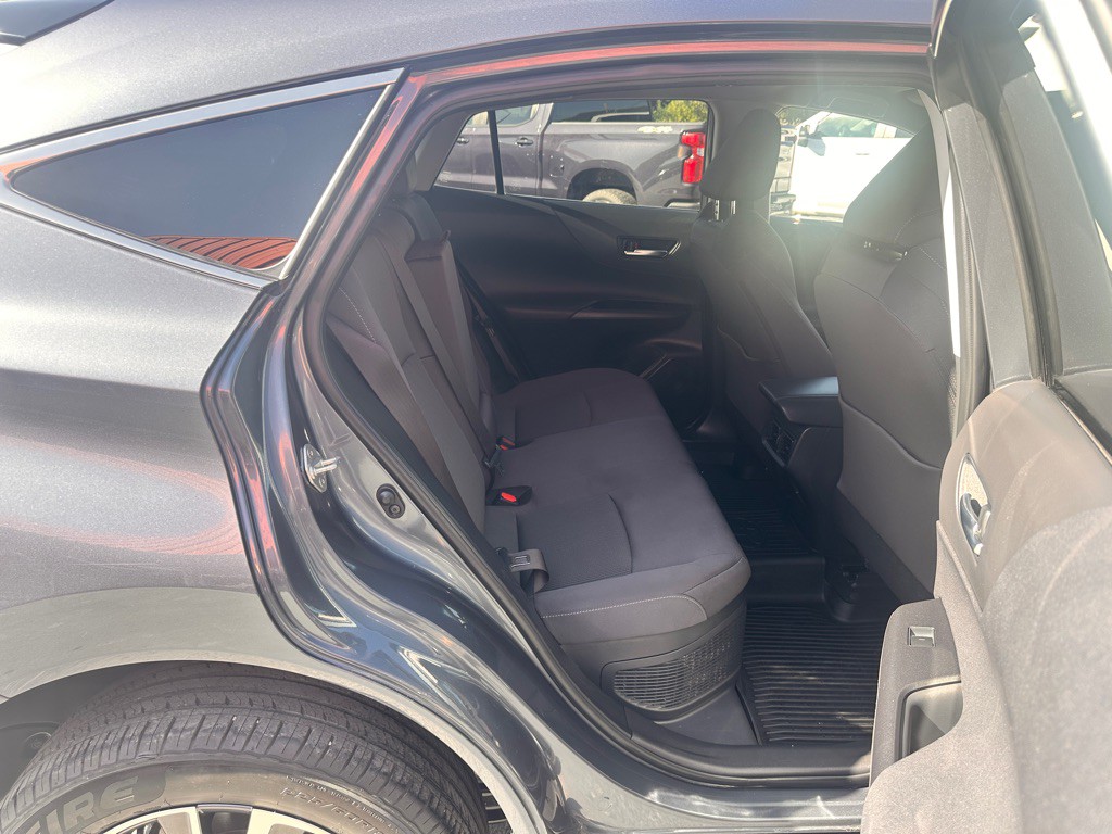 2024 Toyota Venza Image 6