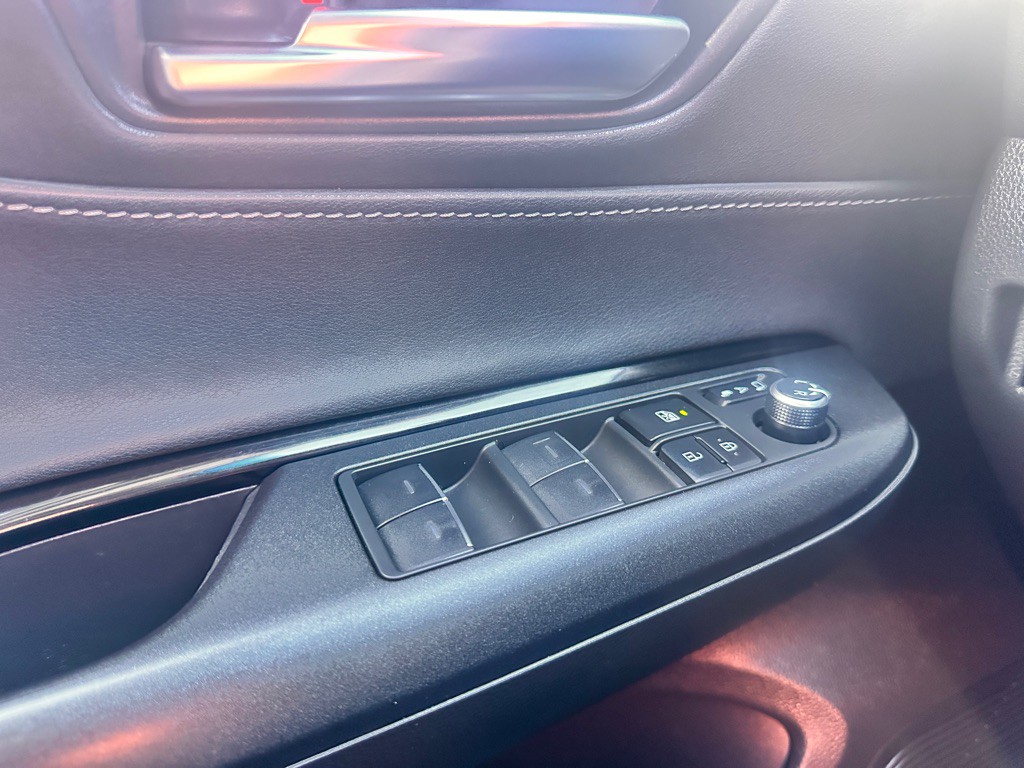 2024 Toyota Venza Image 18