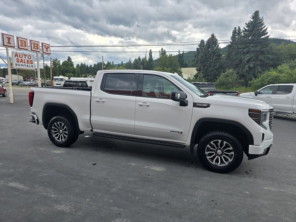 2023 GMC Sierra Image 3