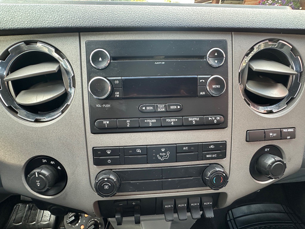 2014 Ford F-350 Image 11