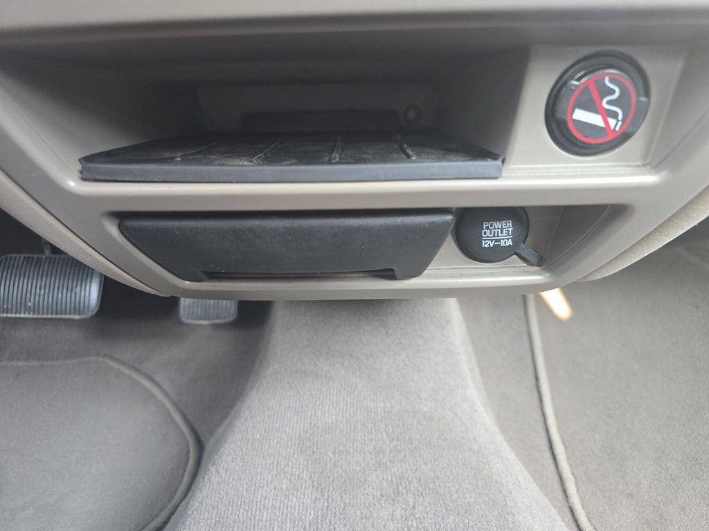 2003 Ford Taurus Image 18