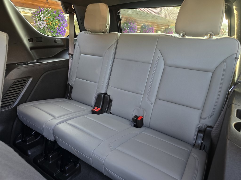 2022 Chevrolet Tahoe Image 12