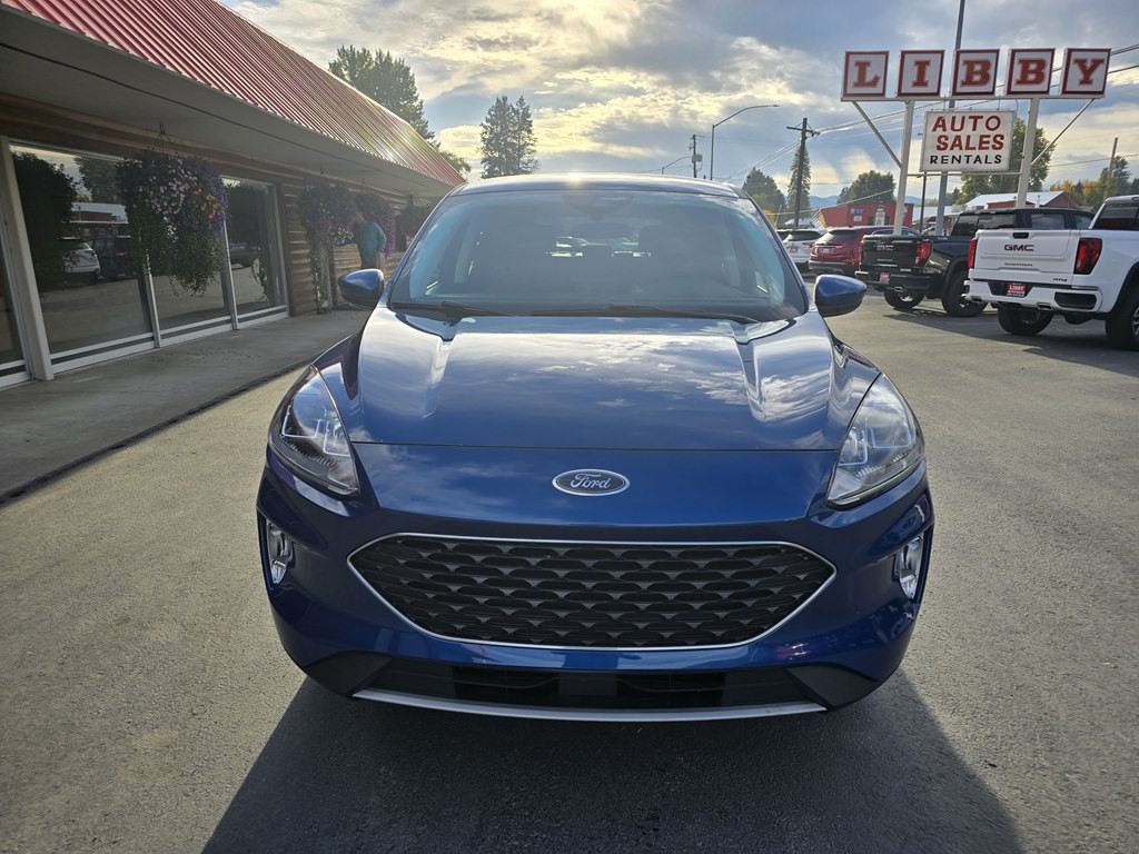 2022 Ford Escape Image 2