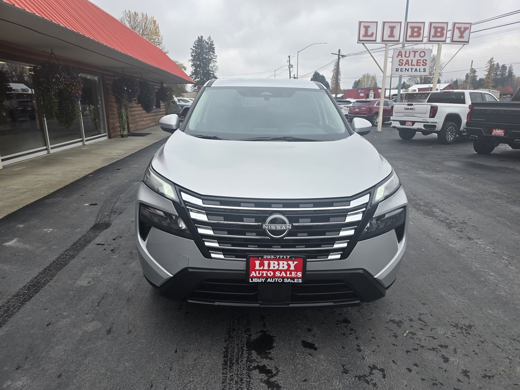 2025 Nissan Rogue Image 2