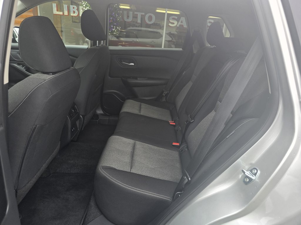 2025 Nissan Rogue Image 11