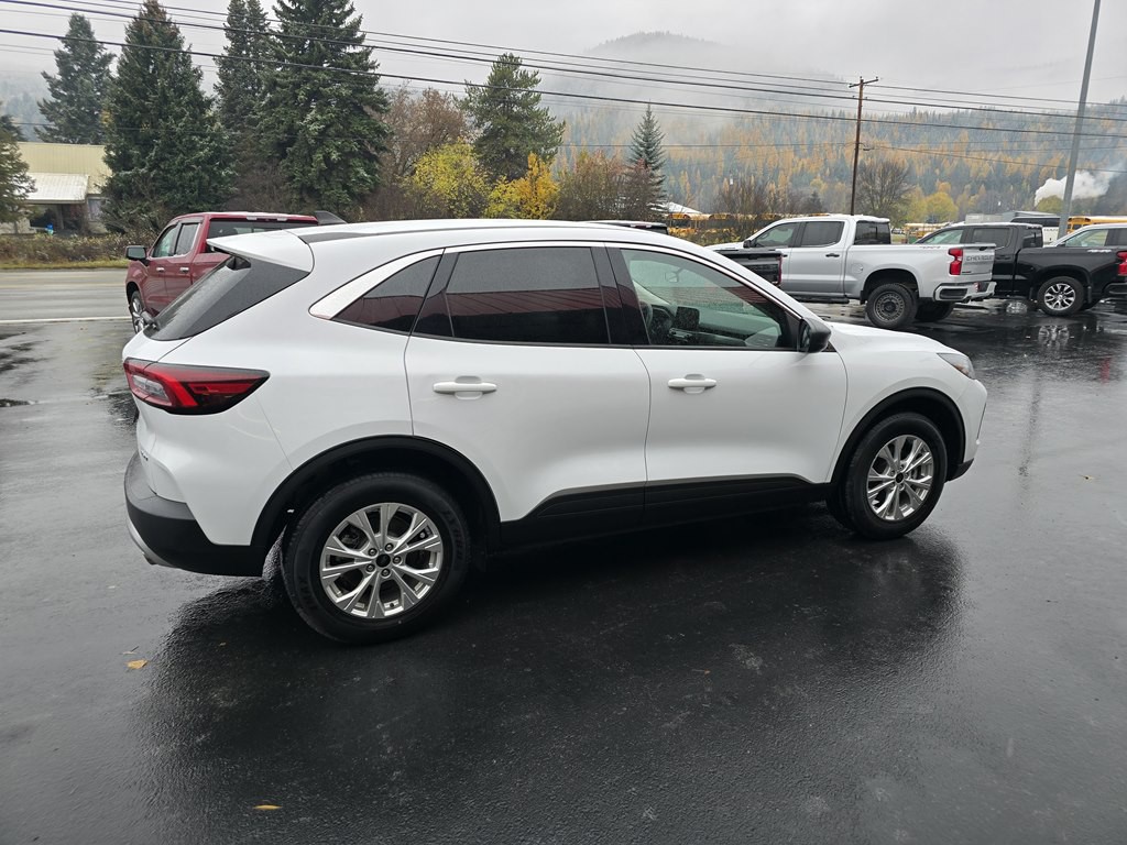 2023 Ford Escape Image 4
