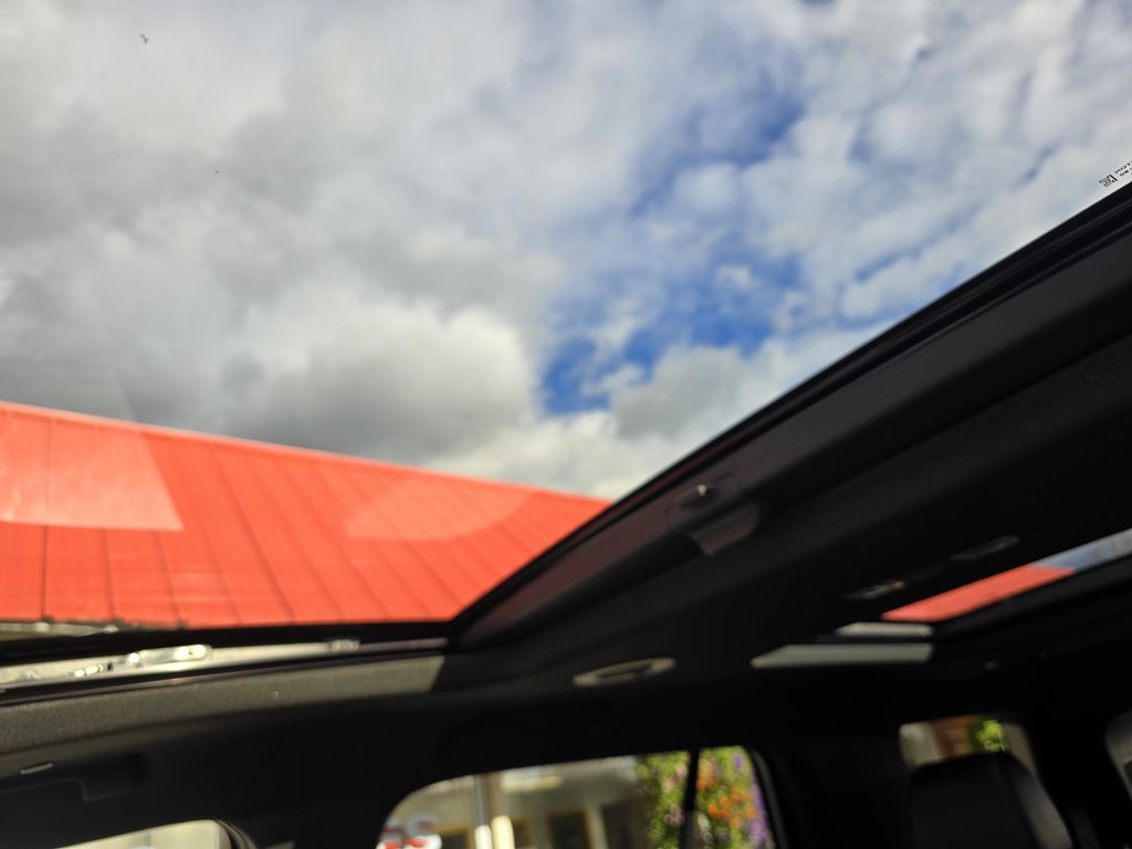 2023 Chevrolet Traverse Image 25