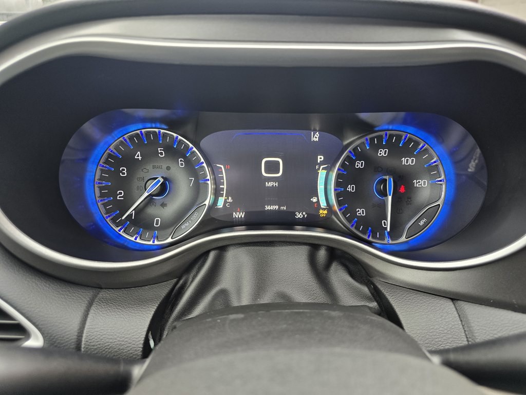 2024 Chrysler Pacifica Image 37