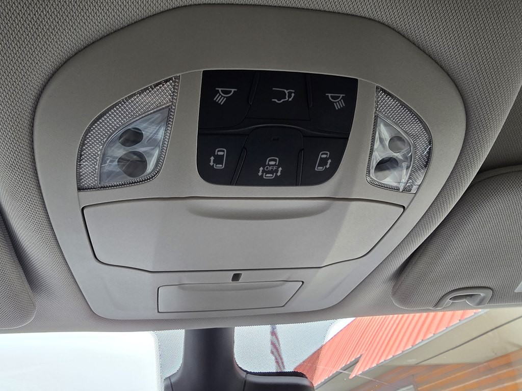 2024 Chrysler Pacifica Image 47