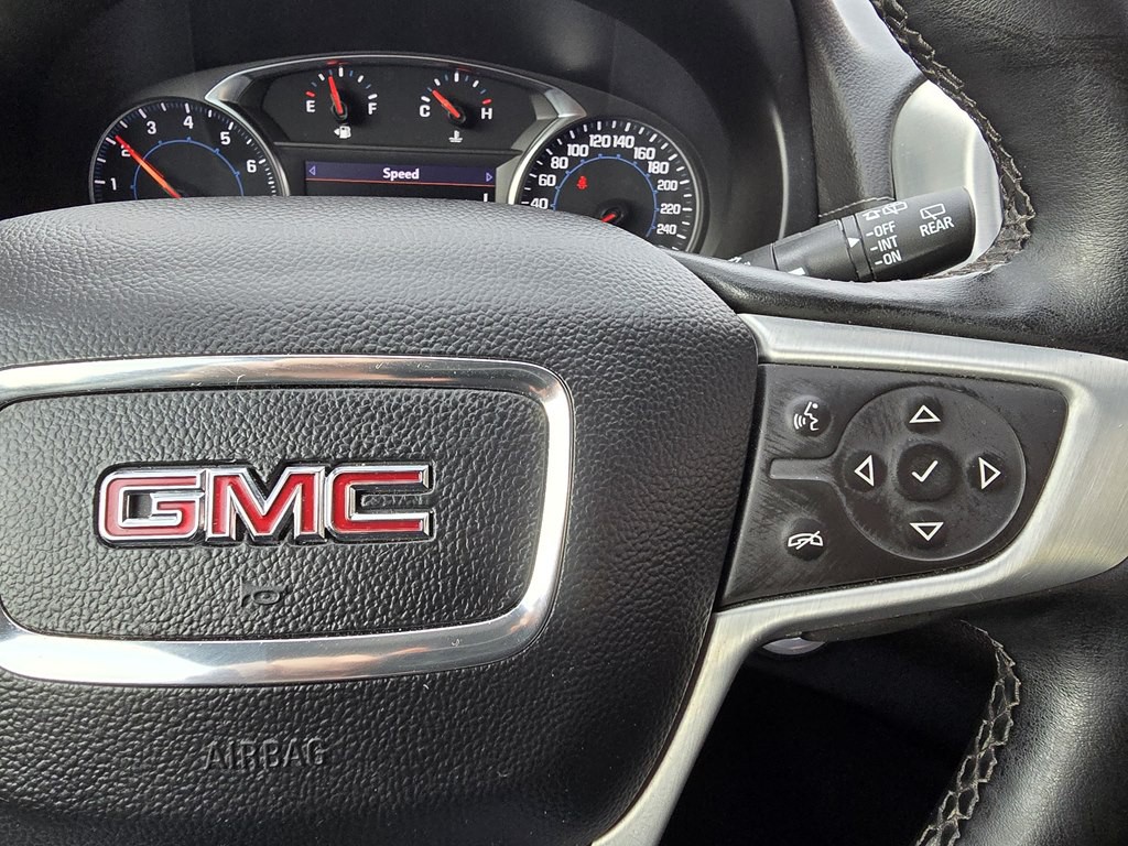 2023 GMC Terrain Image 16