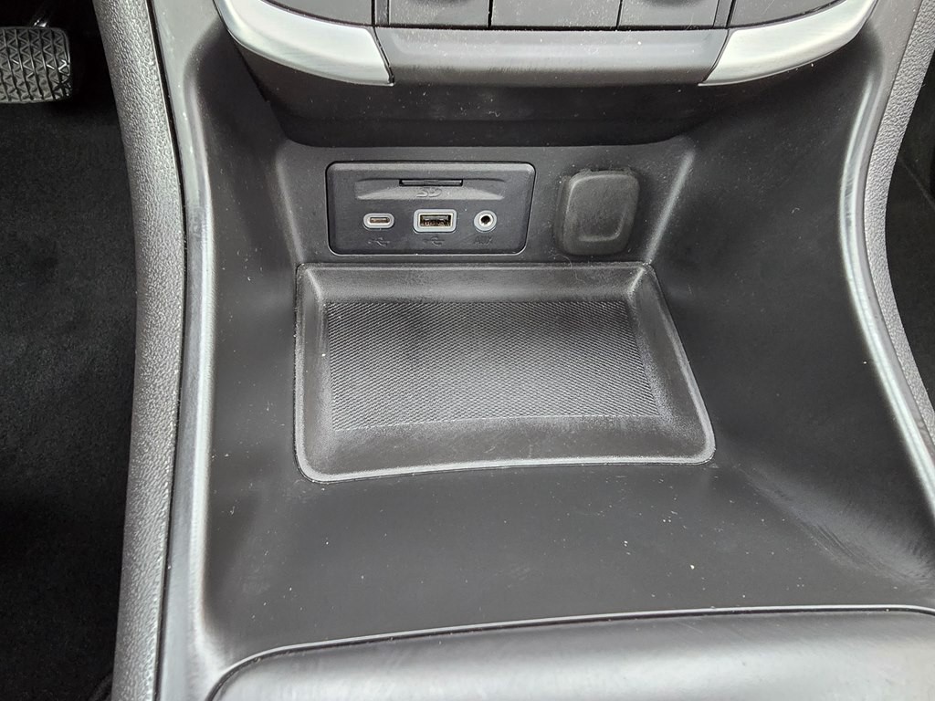 2023 GMC Terrain Image 25