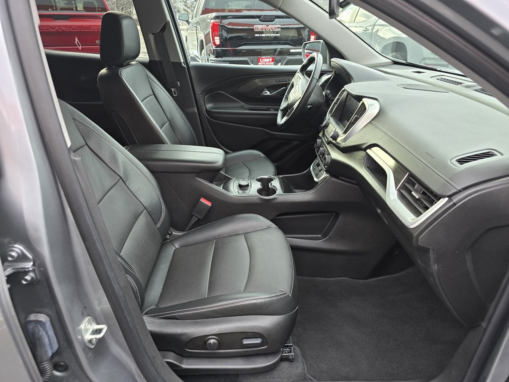 2023 GMC Terrain Image 33
