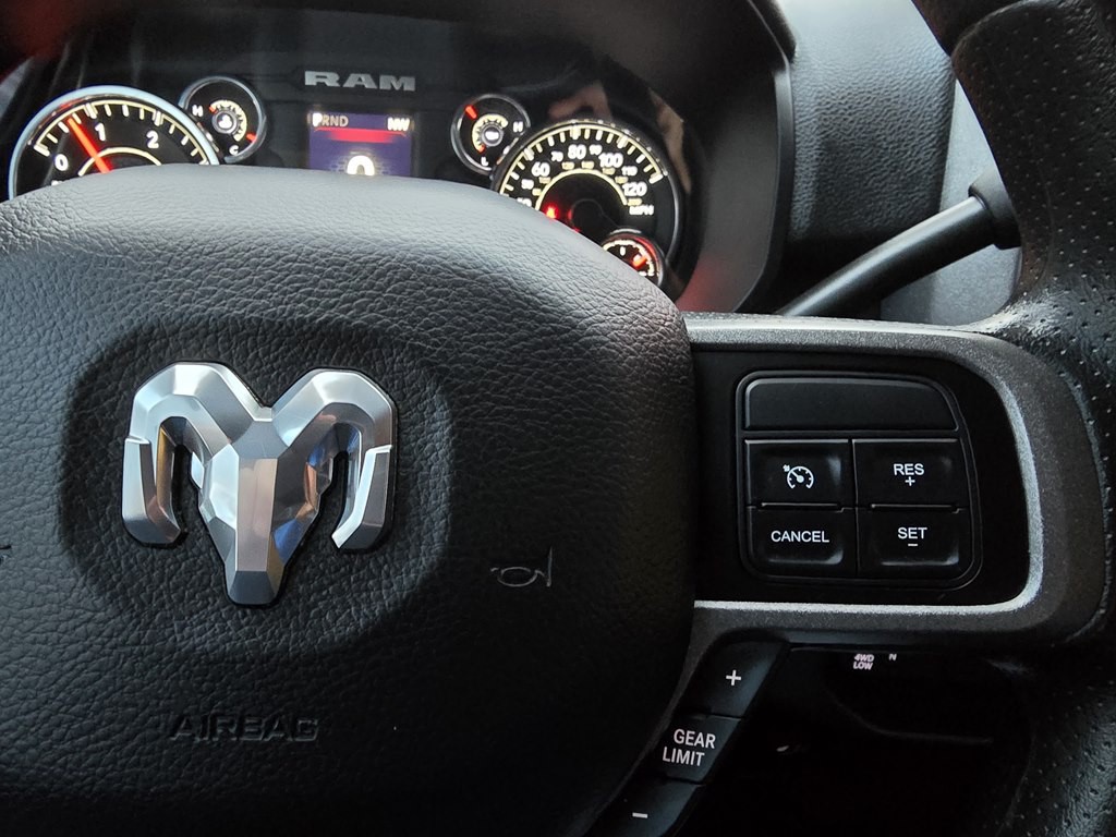 2021 RAM 3500 Image 15